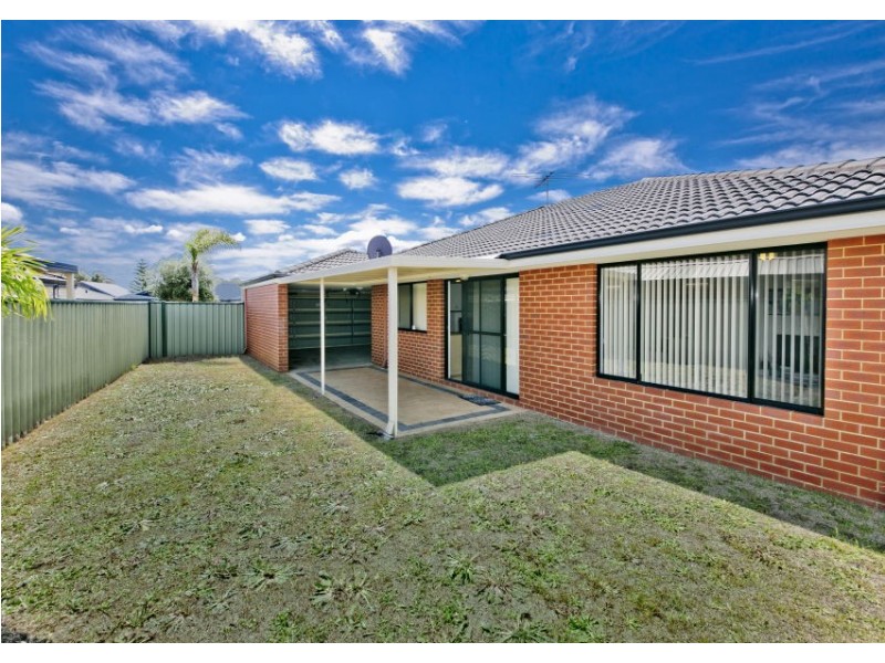 24 Althorpe Crescent, Port Kennedy WA 6172