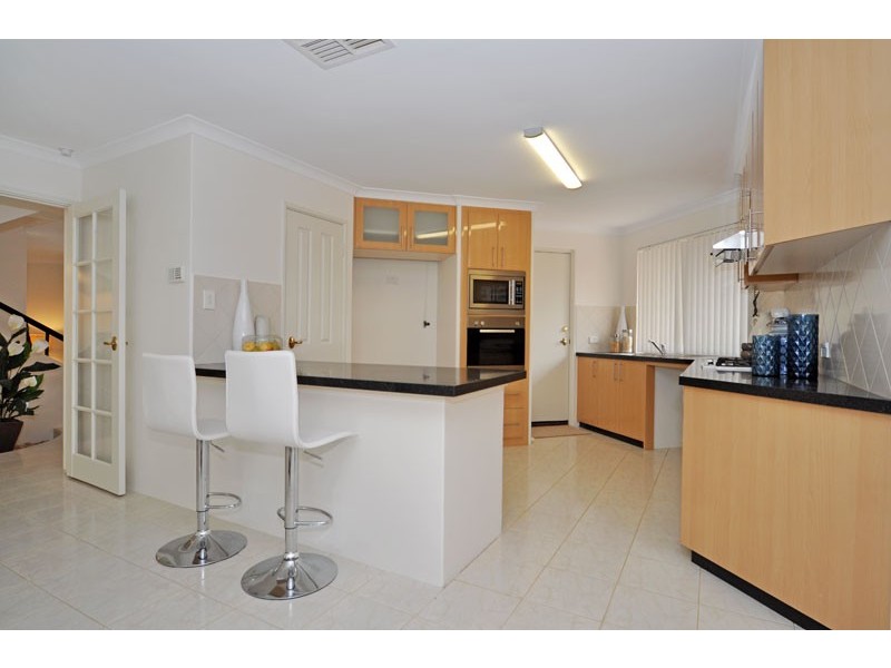 26 Longstaff Gardens, Dianella WA 6059