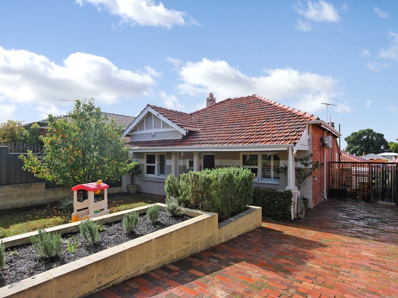 72 Swansea Street, East Victoria Park WA 6101