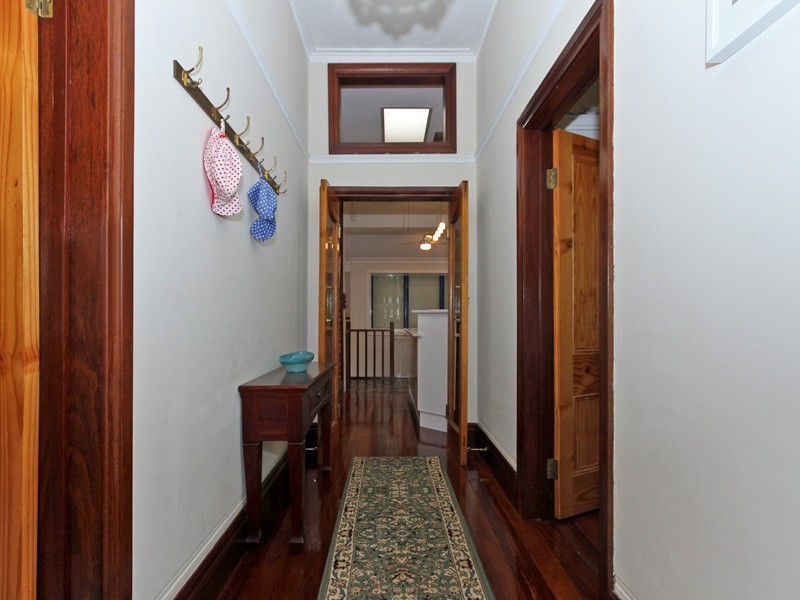 72 Swansea Street, East Victoria Park WA 6101