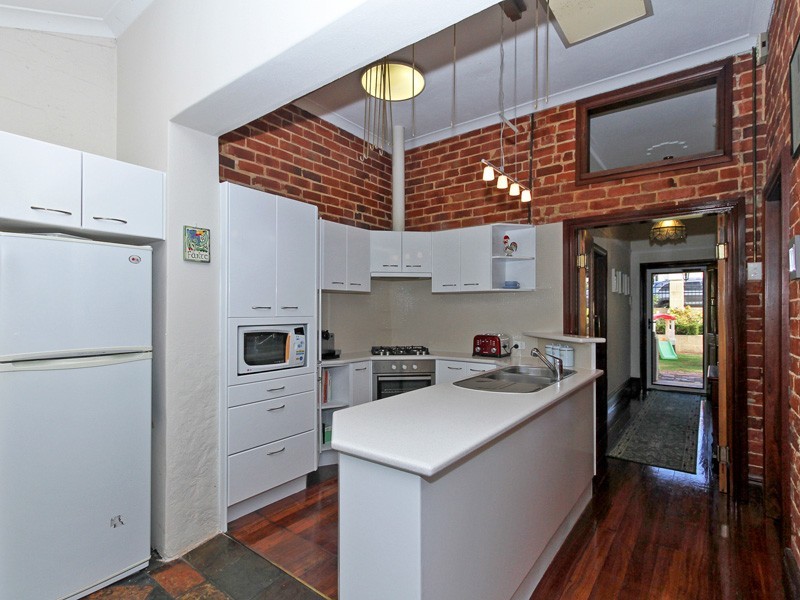 72 Swansea Street, East Victoria Park WA 6101