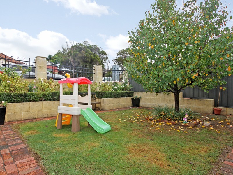 72 Swansea Street, East Victoria Park WA 6101