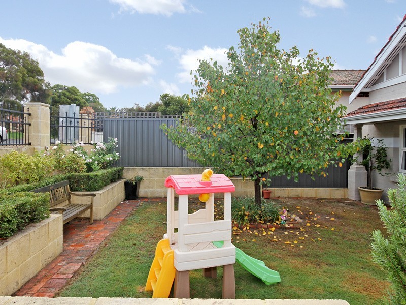 72 Swansea Street, East Victoria Park WA 6101