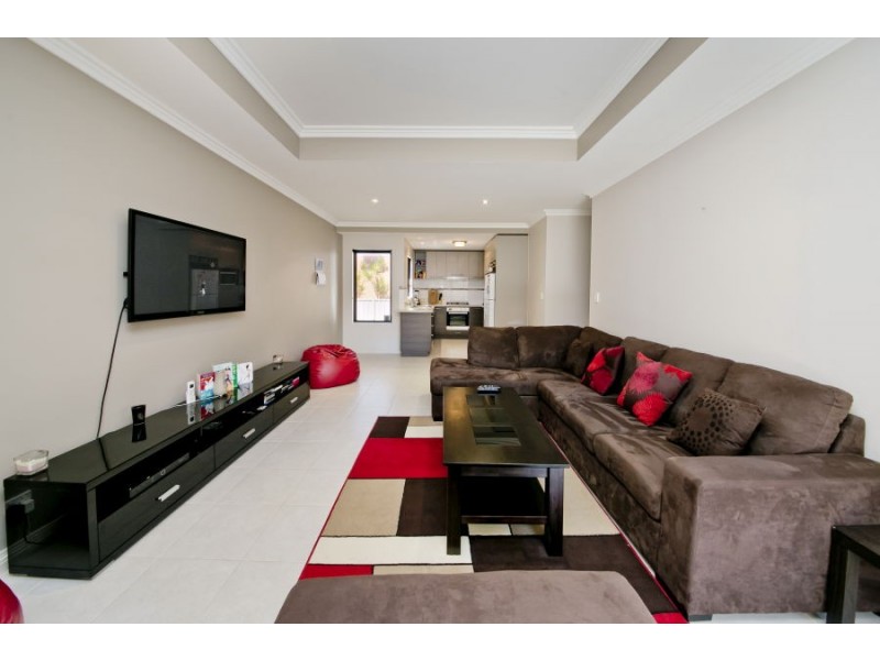 8a Kimbara Street, Nollamara WA 6061