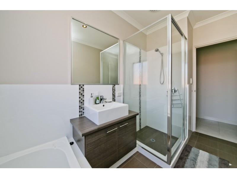 8a Kimbara Street, Nollamara WA 6061