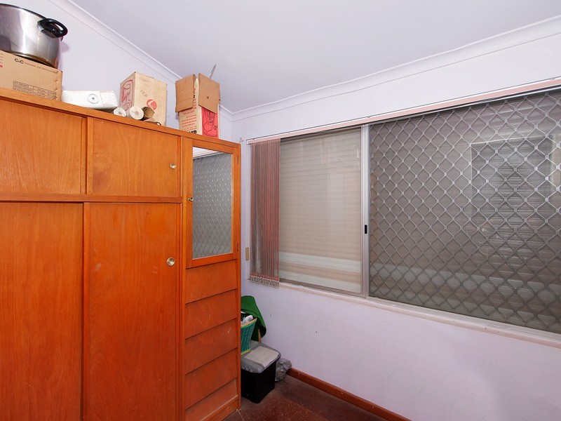 29 Whiteside Street, Cloverdale WA 6105