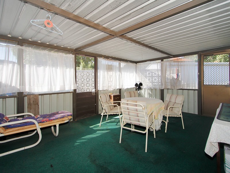 29 Whiteside Street, Cloverdale WA 6105