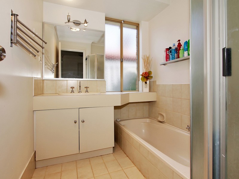 11 Tiber Avenue, Beechboro WA 6063