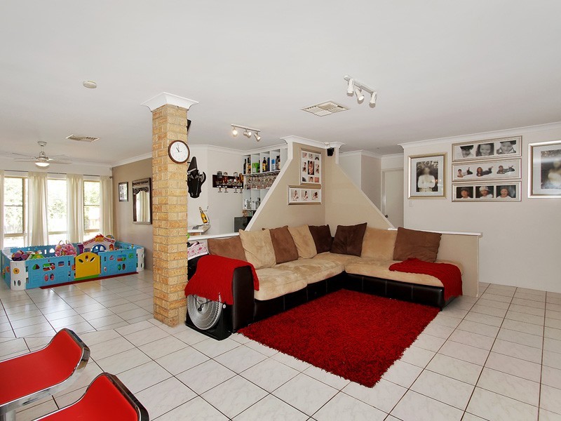 11 Tiber Avenue, Beechboro WA 6063