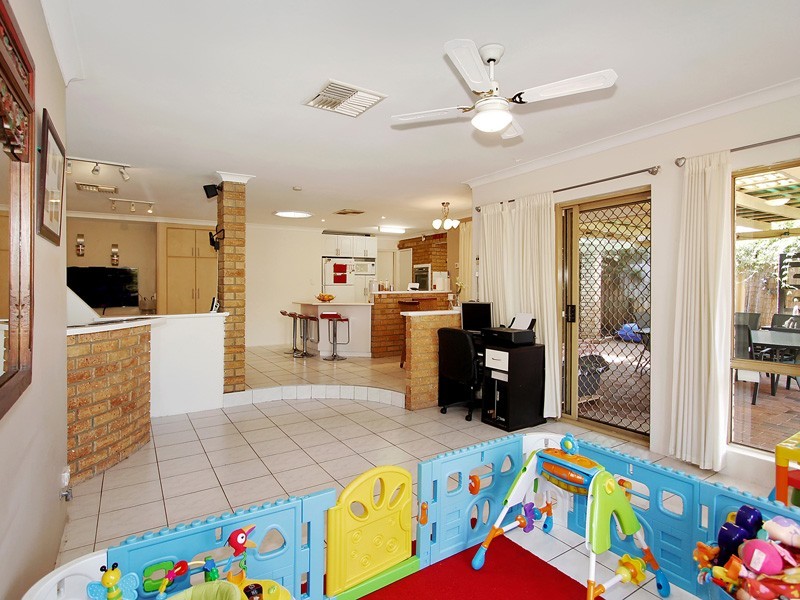 11 Tiber Avenue, Beechboro WA 6063