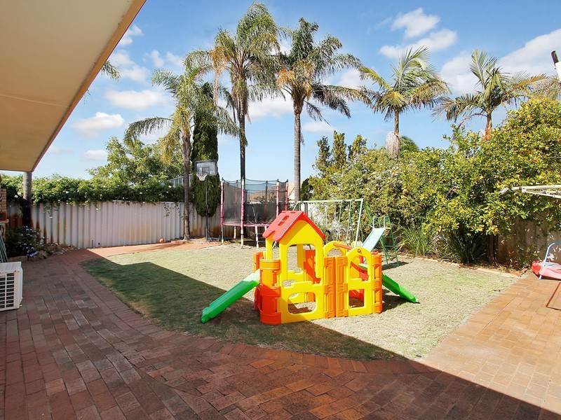 11 Tiber Avenue, Beechboro WA 6063