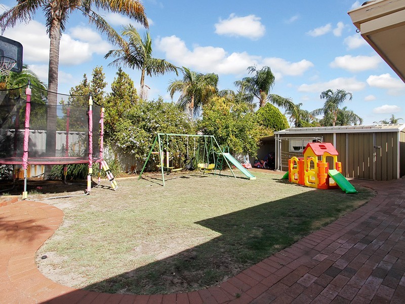 11 Tiber Avenue, Beechboro WA 6063