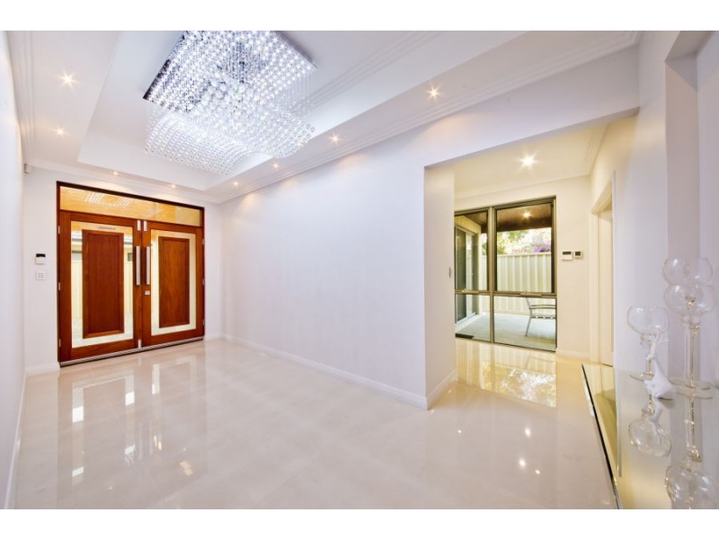 80A Leeds Street, Dianella WA 6059