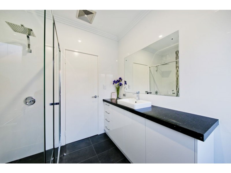 80A Leeds Street, Dianella WA 6059