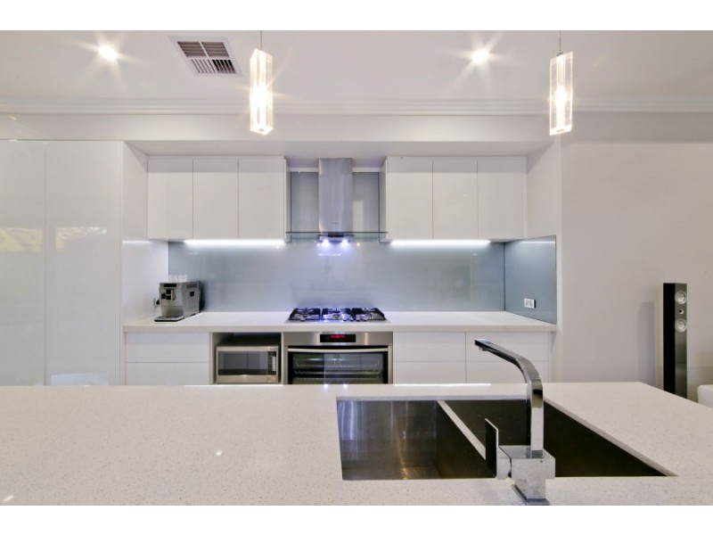 80A Leeds Street, Dianella WA 6059