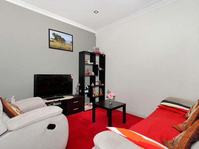 1B Changton Way, Westminster WA 6061