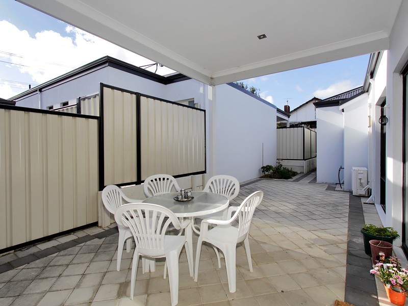 1B Changton Way, Westminster WA 6061