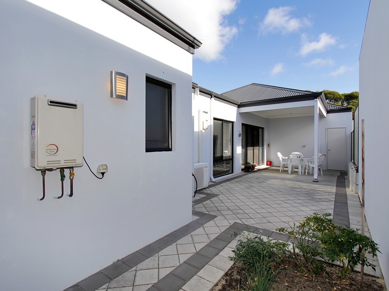 1B Changton Way, Westminster WA 6061