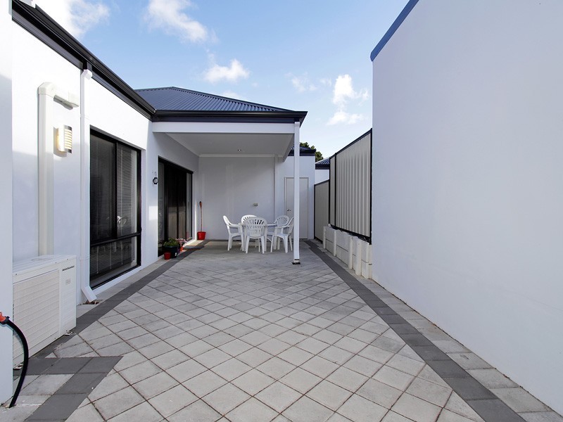 1B Changton Way, Westminster WA 6061