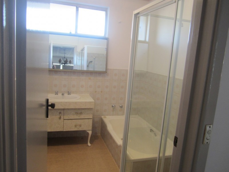 372 Alexander Drive, Dianella WA 6059