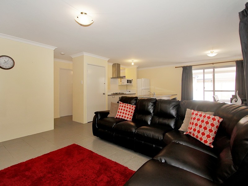 59 Warrilow Loop, Canning Vale WA 6155