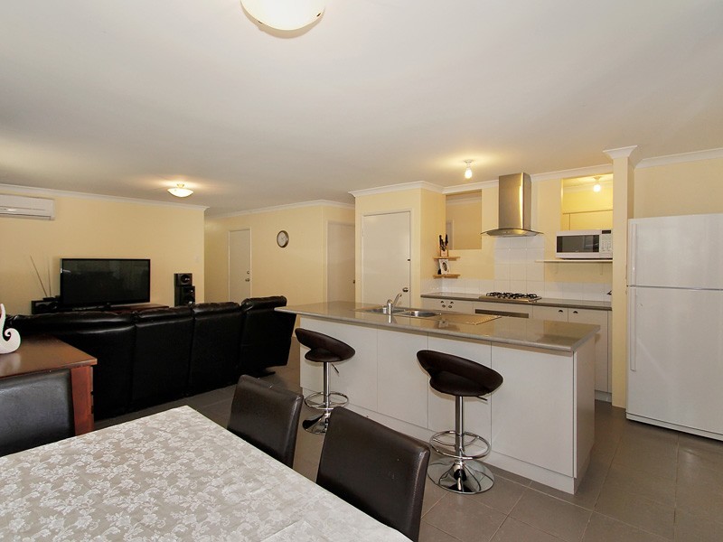 59 Warrilow Loop, Canning Vale WA 6155