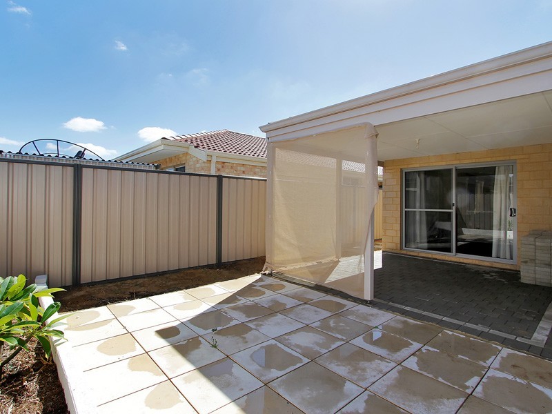 59 Warrilow Loop, Canning Vale WA 6155