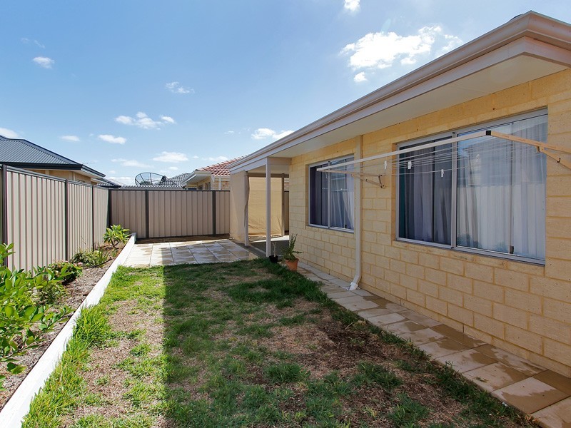 59 Warrilow Loop, Canning Vale WA 6155