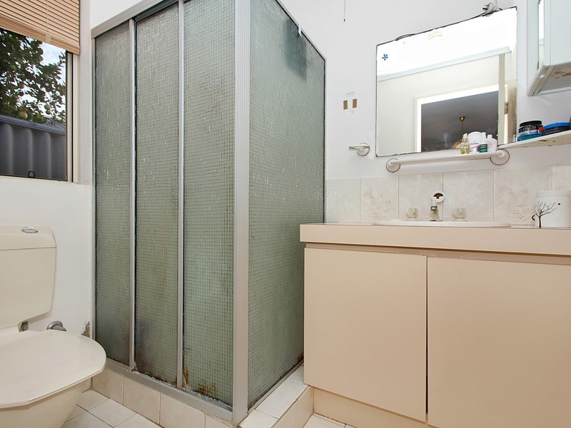 17 Palgrave Elbow, Marangaroo WA 6064