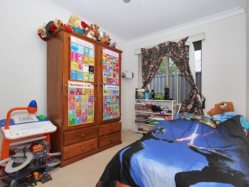 17 Palgrave Elbow, Marangaroo WA 6064