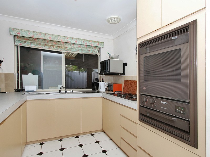 17 Palgrave Elbow, Marangaroo WA 6064