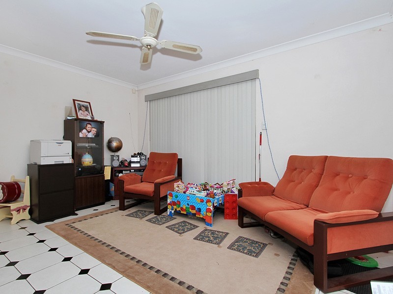 17 Palgrave Elbow, Marangaroo WA 6064