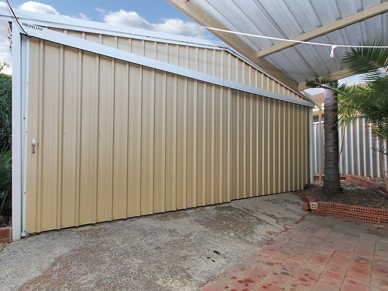 17 Palgrave Elbow, Marangaroo WA 6064