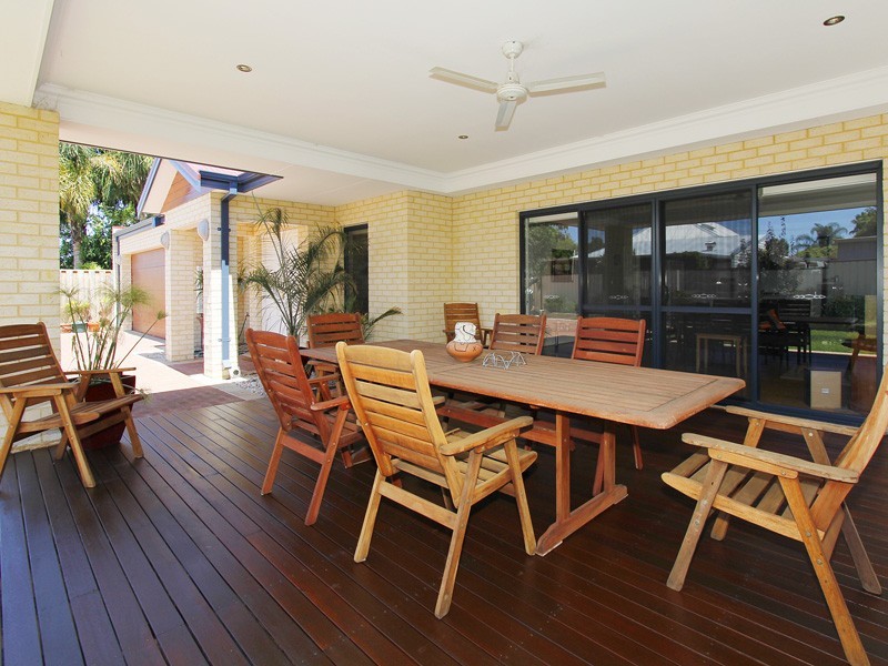 55a Fourth Avenue, Bassendean WA 6054