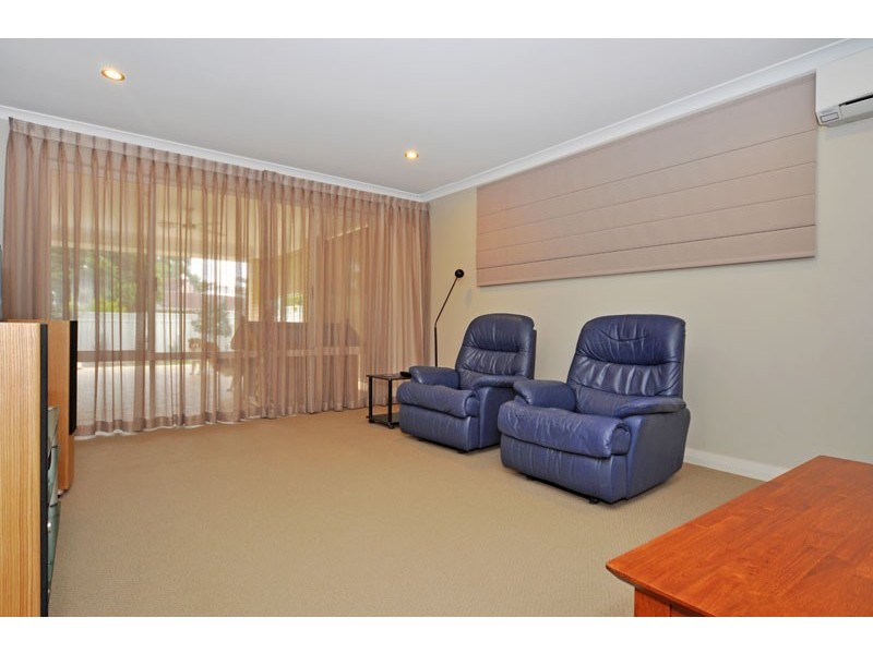 7 Stanley Street, Dianella WA 6059