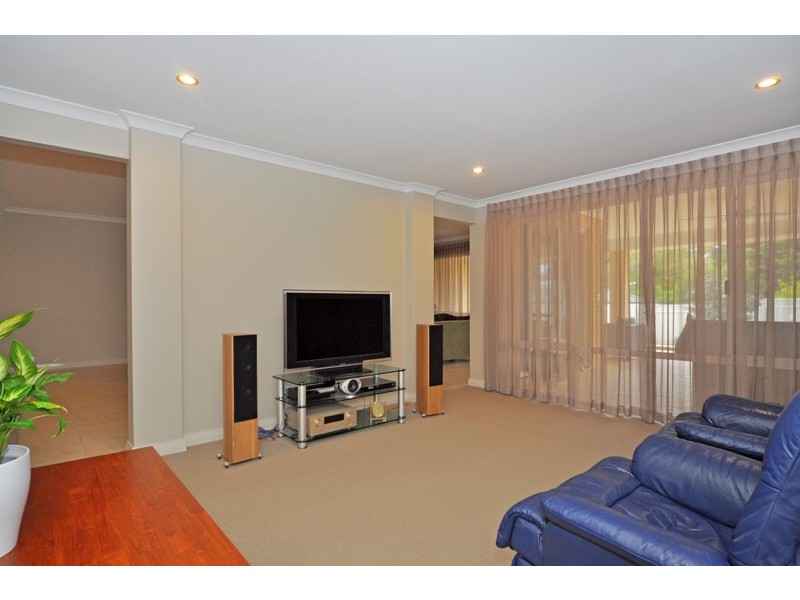 7 Stanley Street, Dianella WA 6059