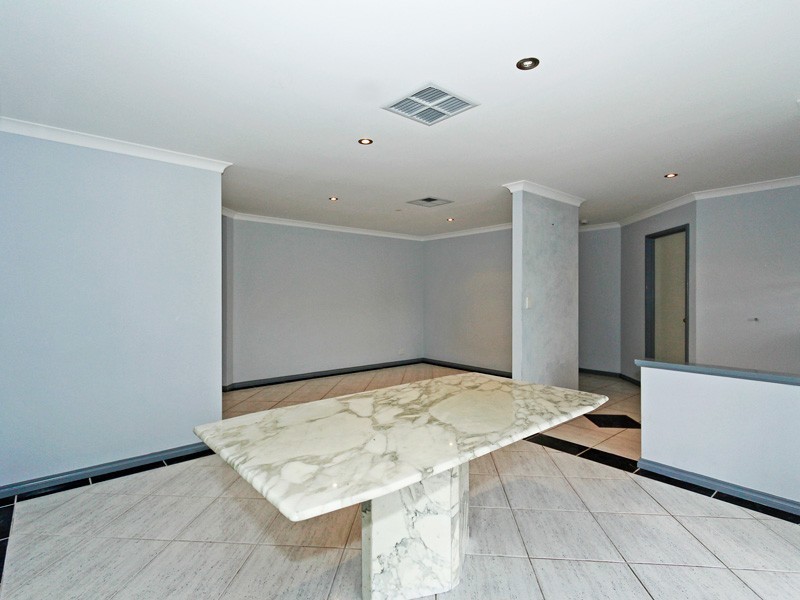 4 Inveraray Close, Canning Vale WA 6155