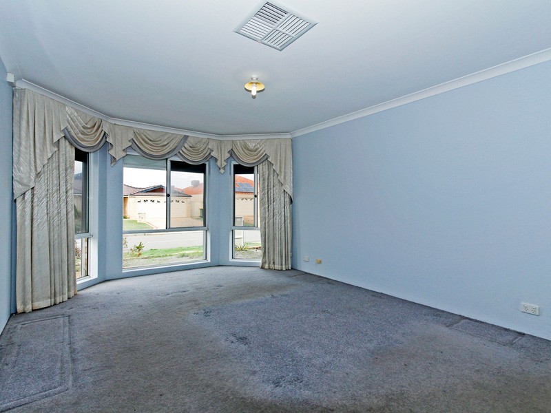 4 Inveraray Close, Canning Vale WA 6155