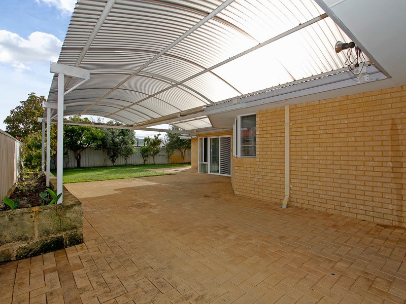 4 Inveraray Close, Canning Vale WA 6155