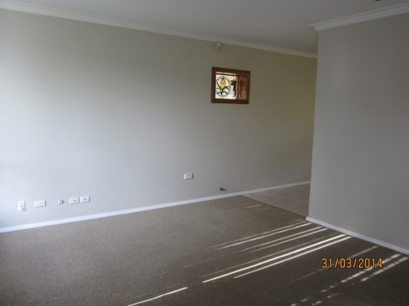 32 Vinca Way, Forrestfield WA 6058