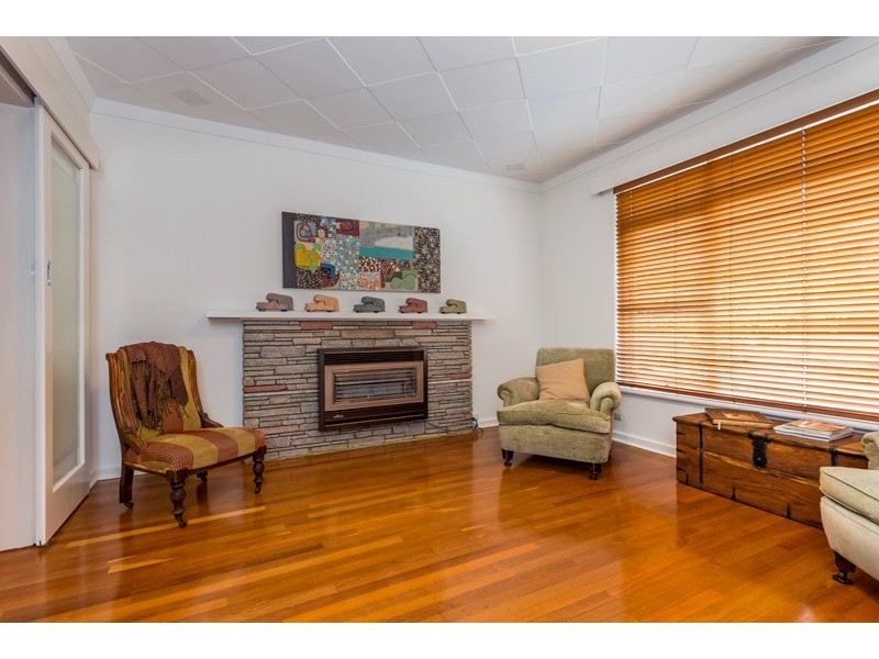 25 Kensington Avenue, Dianella WA 6059