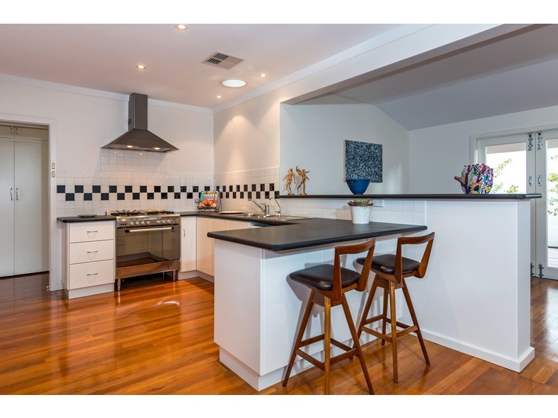 25 Kensington Avenue, Dianella WA 6059