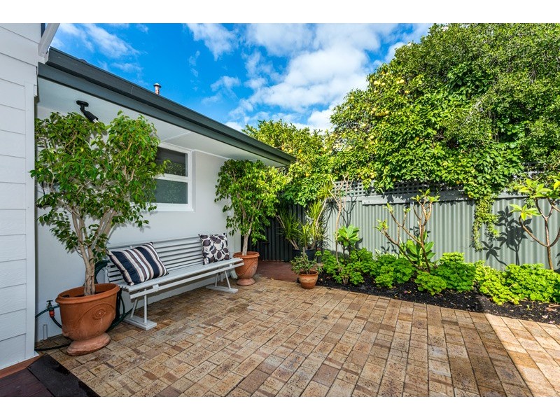 25 Kensington Avenue, Dianella WA 6059