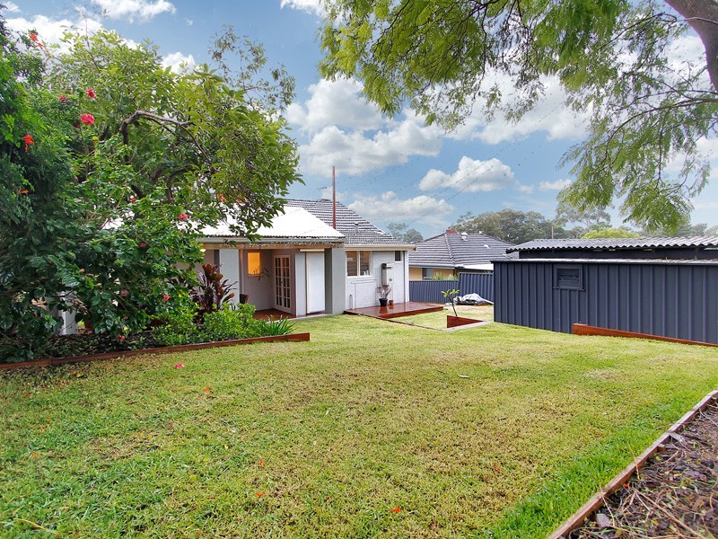 24 Bradshaw Street, Eden Hill WA 6054