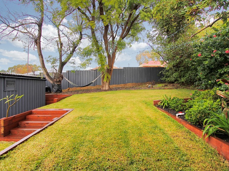 24 Bradshaw Street, Eden Hill WA 6054