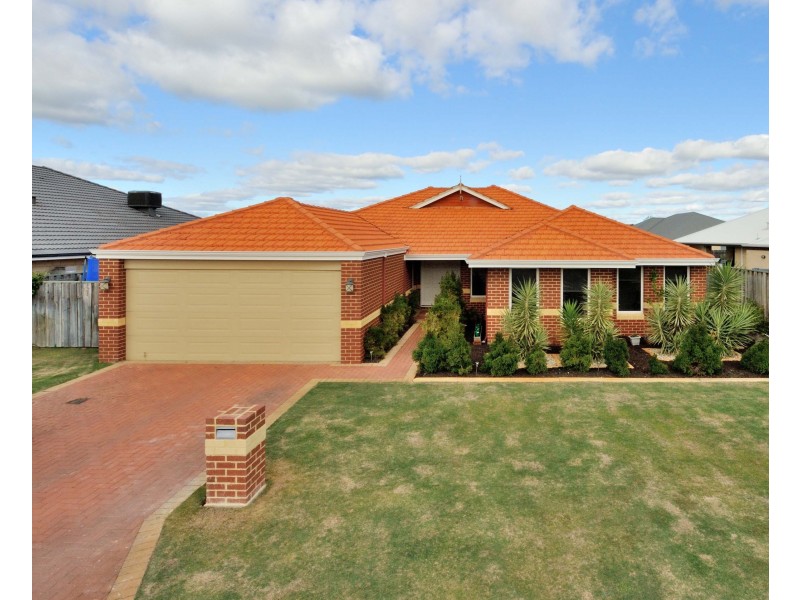 11 Fewson Turn, Ellenbrook WA 6069