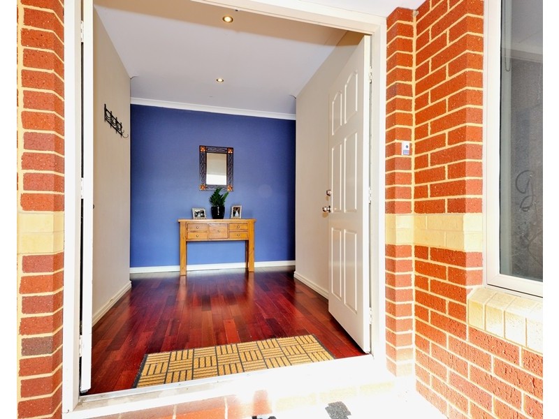 11 Fewson Turn, Ellenbrook WA 6069