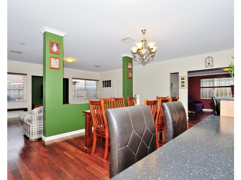 11 Fewson Turn, Ellenbrook WA 6069