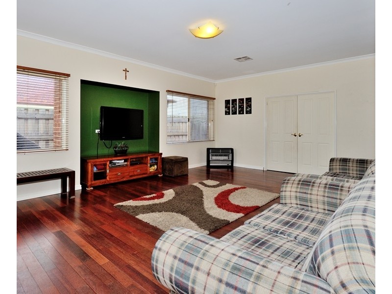 11 Fewson Turn, Ellenbrook WA 6069