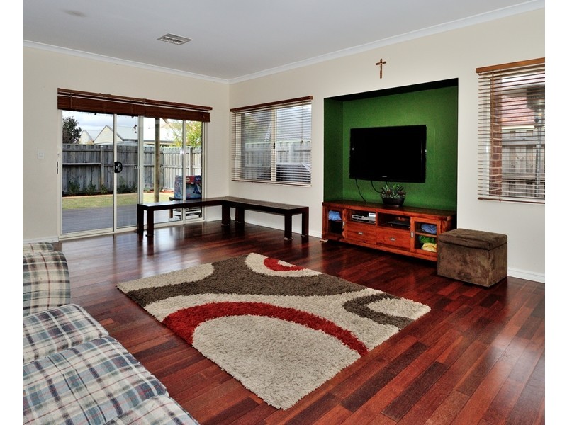 11 Fewson Turn, Ellenbrook WA 6069